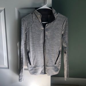 Sporty athletic lightweight full zip jacket